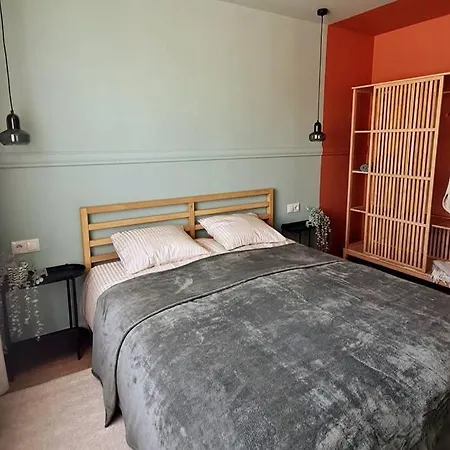 Apartment Fuksa Saules Dzivoklis *